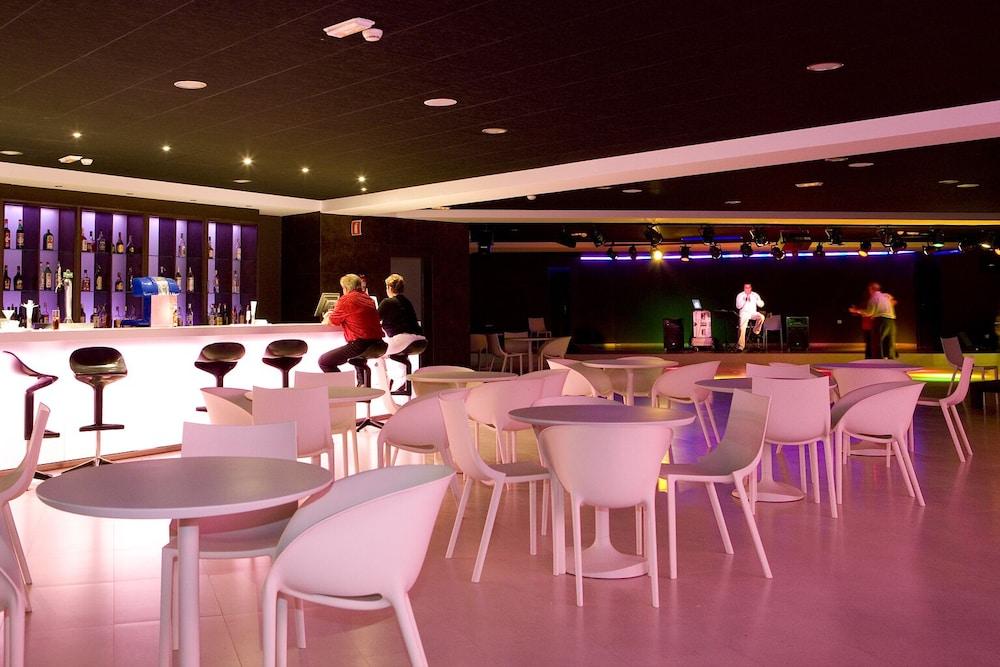 טרחלחו R2 Romantic Fantasia Dreams & Suites Hotel (Adults Only) מראה חיצוני תמונה